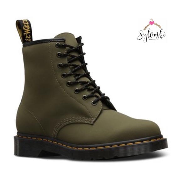 Dr. Martens Other - 🆕 Dr. Martens 1460 Boots Olive